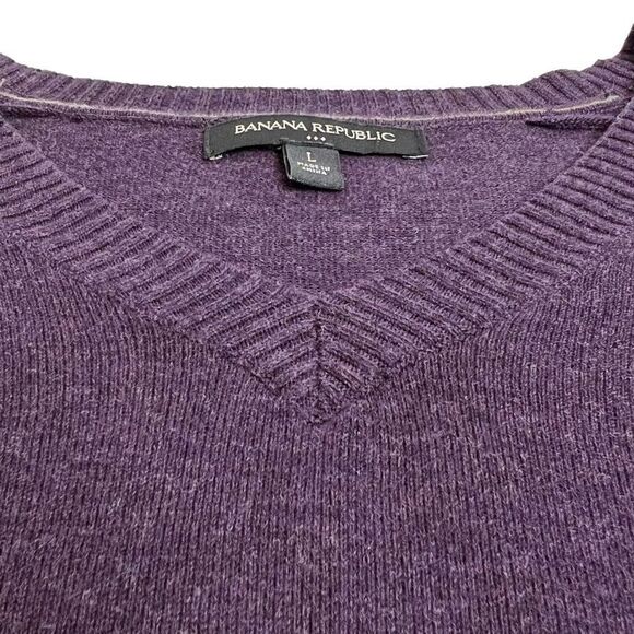 Banana Republic purple V-neck pullover sweater size L - Picture 11 of 16
